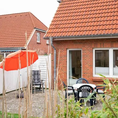 Holiday home Hausteil-150a-utblick-id-167 *